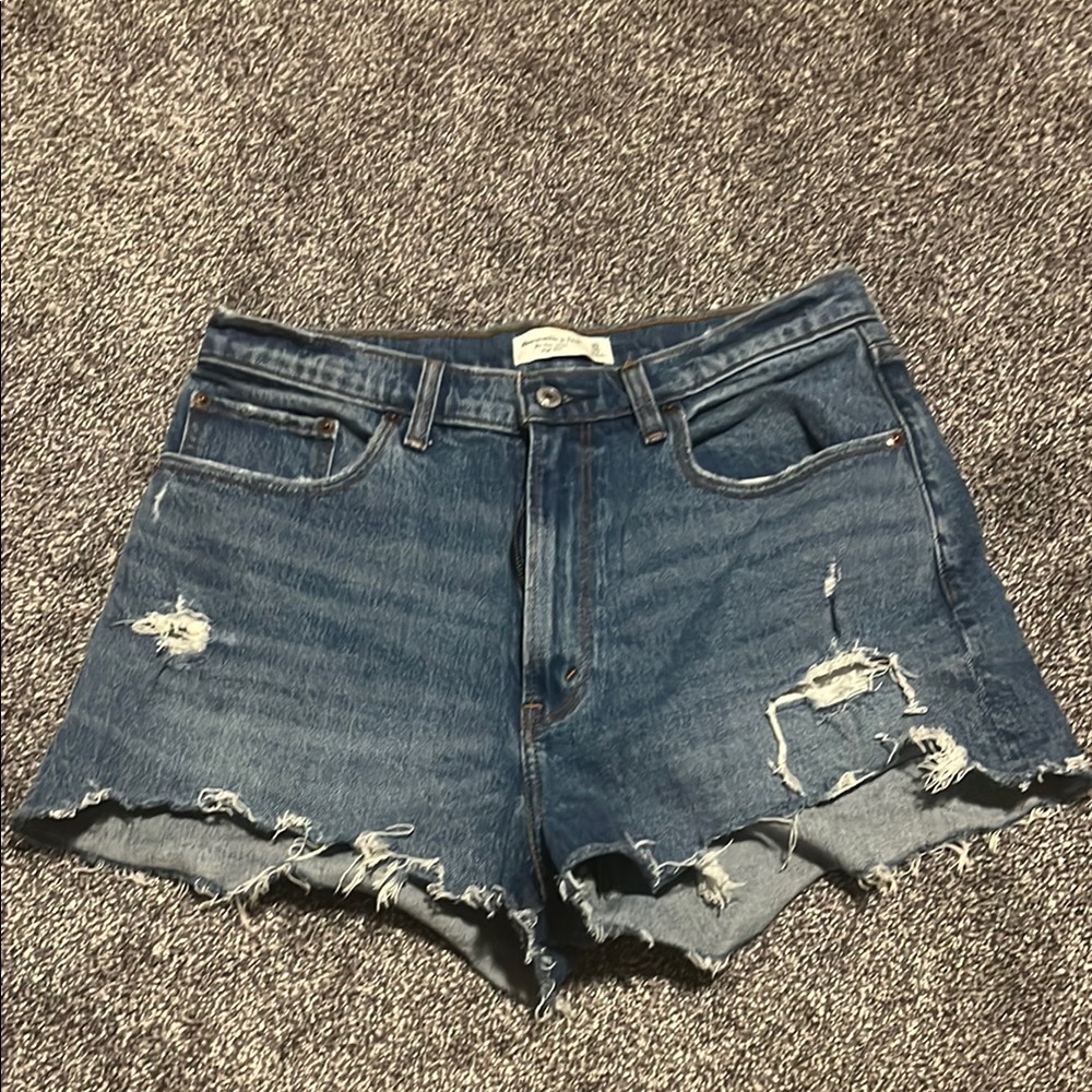 Abercrombie & Fitch mom short curve love 30